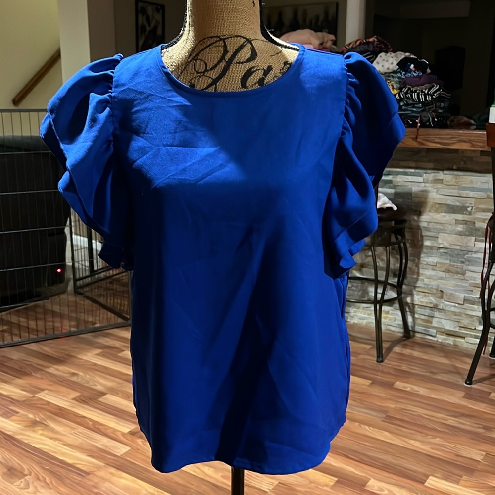 🆑FINAL PRICE‼️ SHEIN size L blue blouse with ruffled sleeves